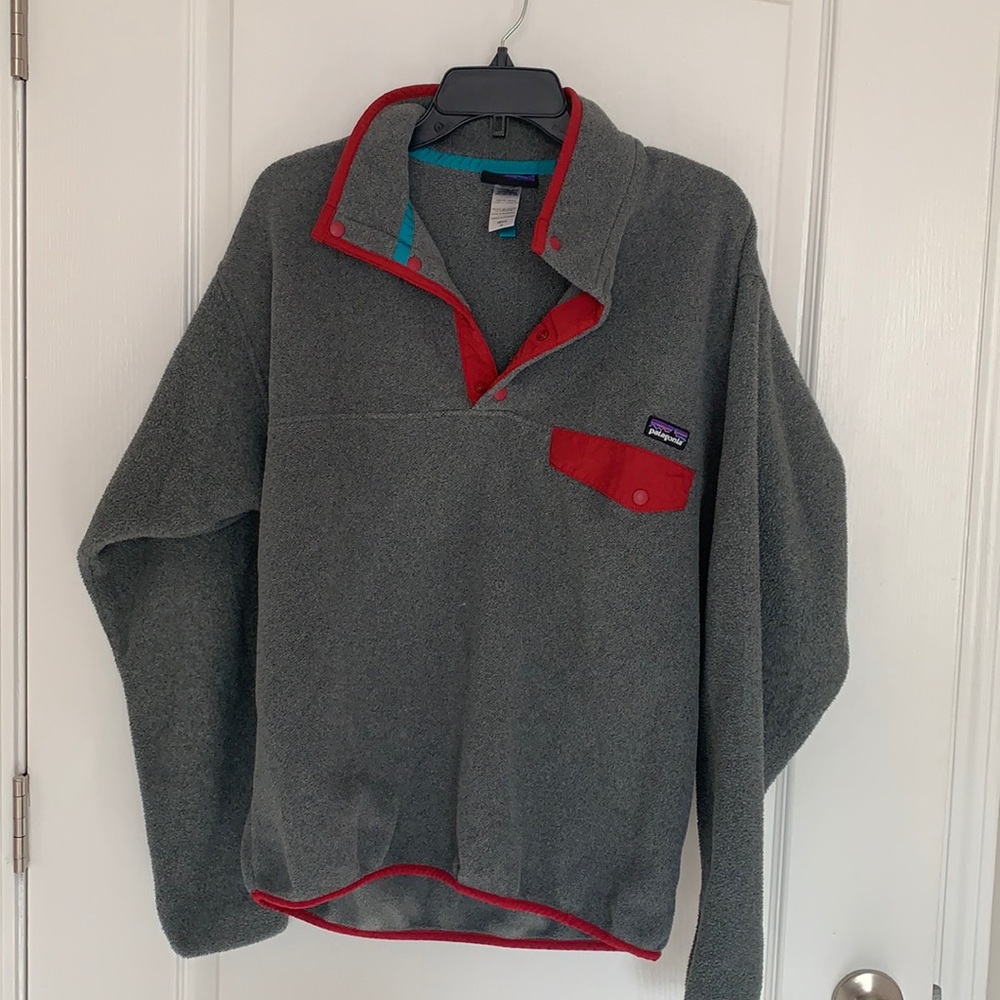 Grey Patagonia pullover